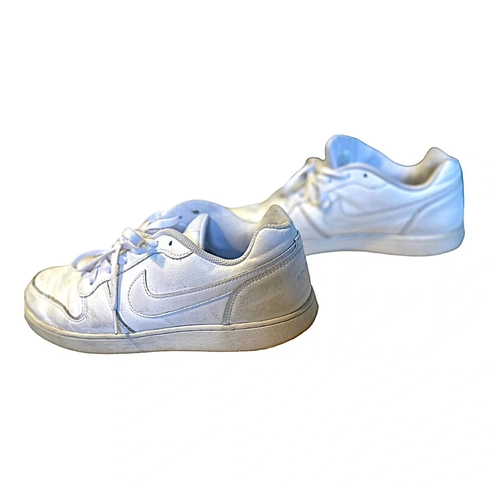 Nike Ebernon‎ Low Sneaker in White 9.5